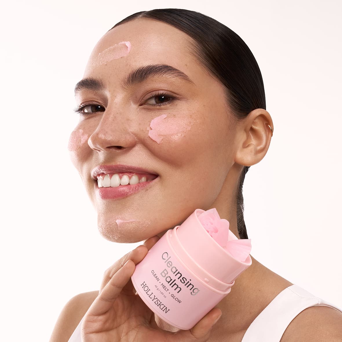 Beauty trendsetter на ринку української косметики. Бренд поєднує ефективні активи від провідних світових постачальників, експертні формули та тестування в українських і європейських лабораторіях. Інноваційність, ефективність і безпечність – основа кожного продукту.